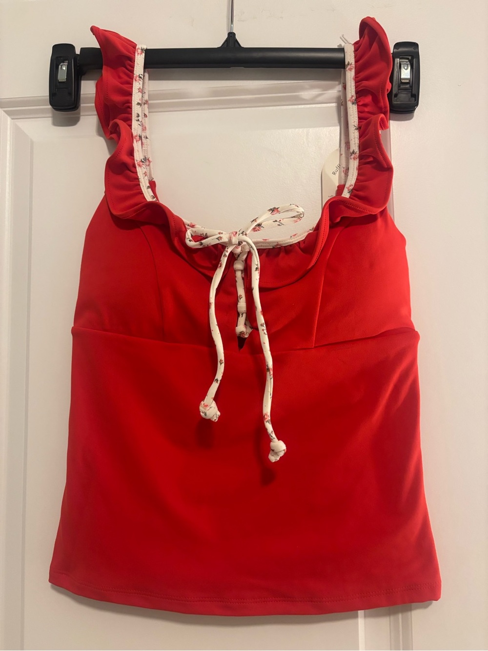 [BLOGILATES] RUFFLE LACE UP TANK - Picture 6 of 10